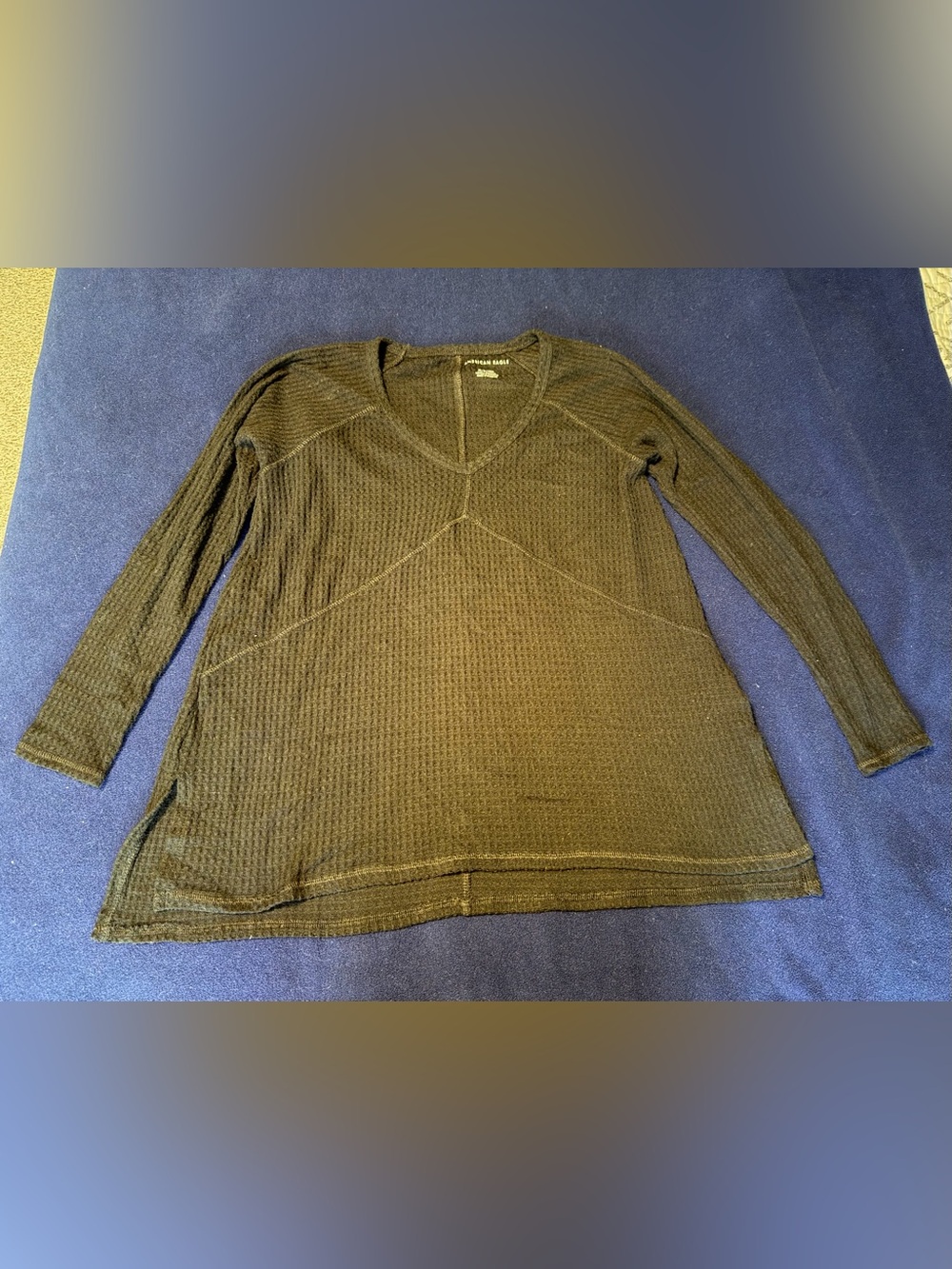 American Eagle Outfitters black V-Neck Waffle Knit Sweater